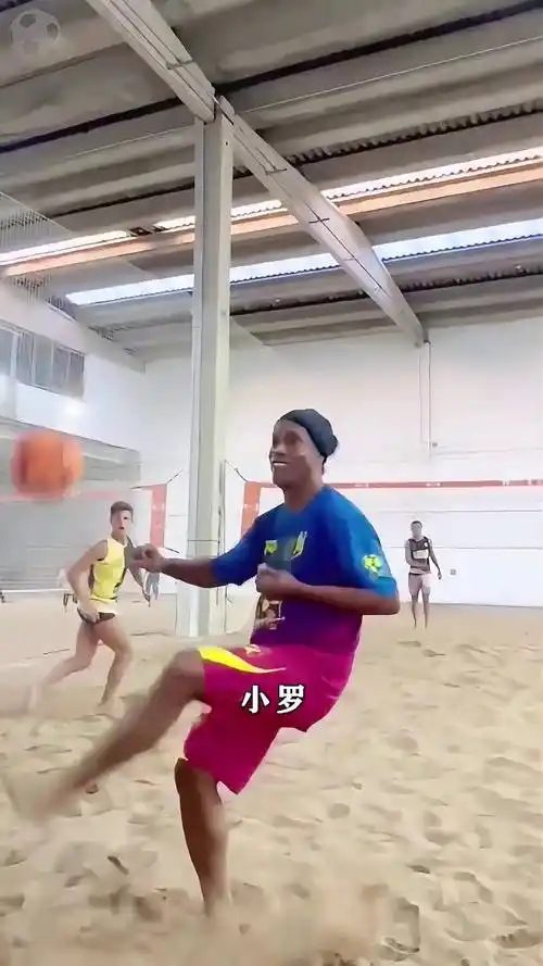 队签约新球